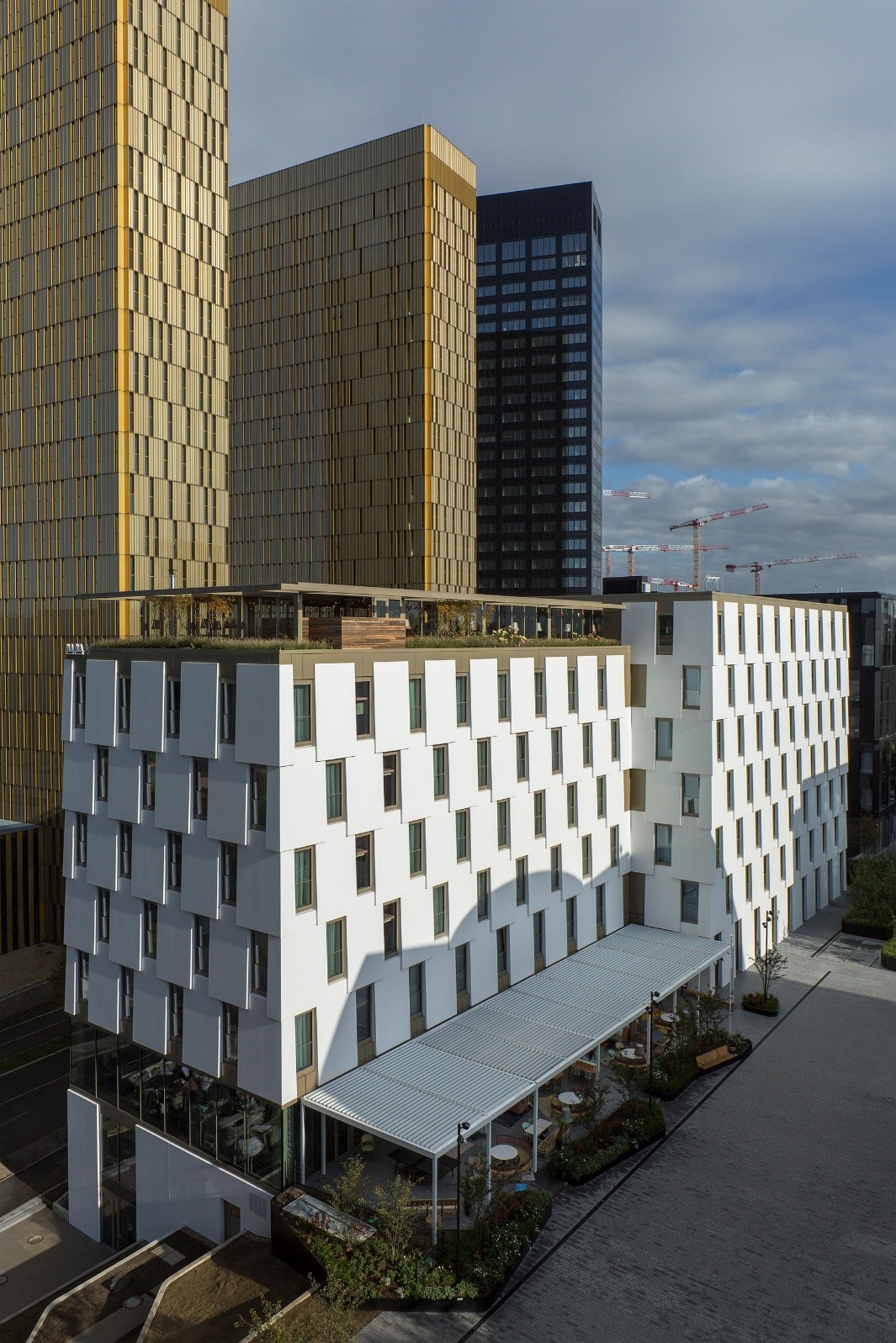 Mama Shelter Hotel in Luxembourg with a white facade in Corian® Exteriors